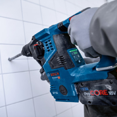 Акумуляторний перфоратор Bosch Pro GBH 18V-28 CF, патрон SDS-Plus, з 2 акб 5 Ah та з/п GAL 1880 CV, у L-Bохх 238