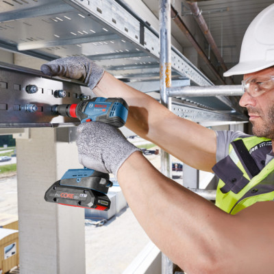 Акумуляторний ударний гайковерт Bosch Pro GDX 18V-200, з акб 4 Ah та з/п GAL 18V-40