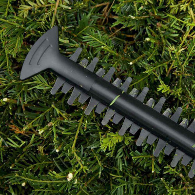 Кущоріз акумуляторний Bosch EasyHedgeCut 18V-45, акб PBA 18V 2.0 Ah і з/п AL 1810 CV Кущоріз акумуляторний Bosch EasyHedgeCut 18V-45, акб PBA 18V 2.0 Ah і з/п AL 1810 CV